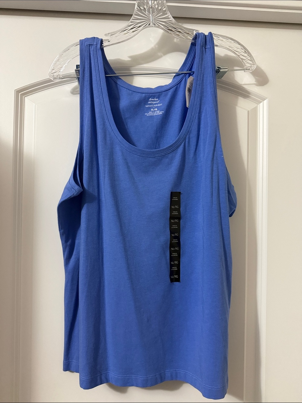 Banana Republic Women's Blue Tank Top- Size XL